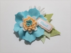 Blessed_brooch_thumbnail__2__preview