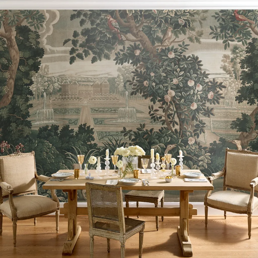 Elegant Garden Tapestry with Birds - Ivy & Linen